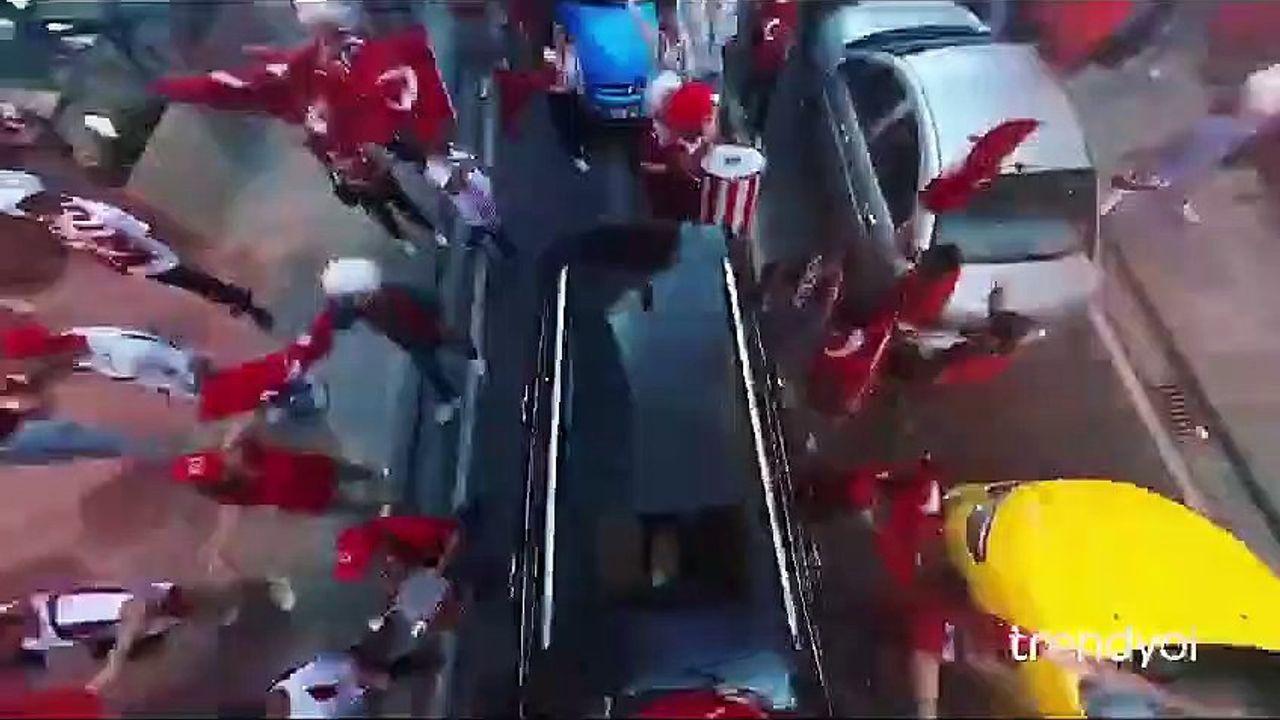 Tarkan, Trendyol ile Filenin Sultanları için Sürprizli Reklam Filmi Çekti
