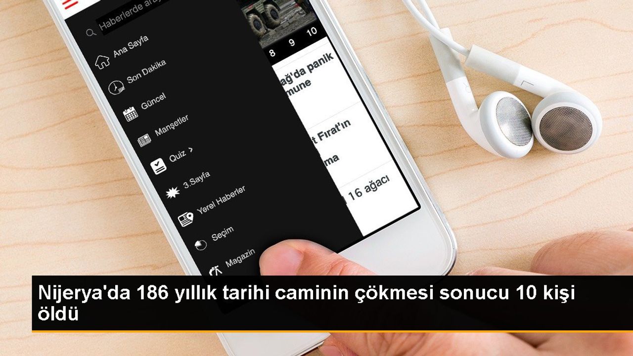 Nijerya'da Tarihi Cami Çöktü: 10 Ölü