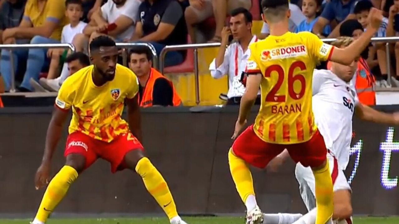 Galatasaraylı Barış Alper Yılmaz'ın Performansı Tepki Topladı