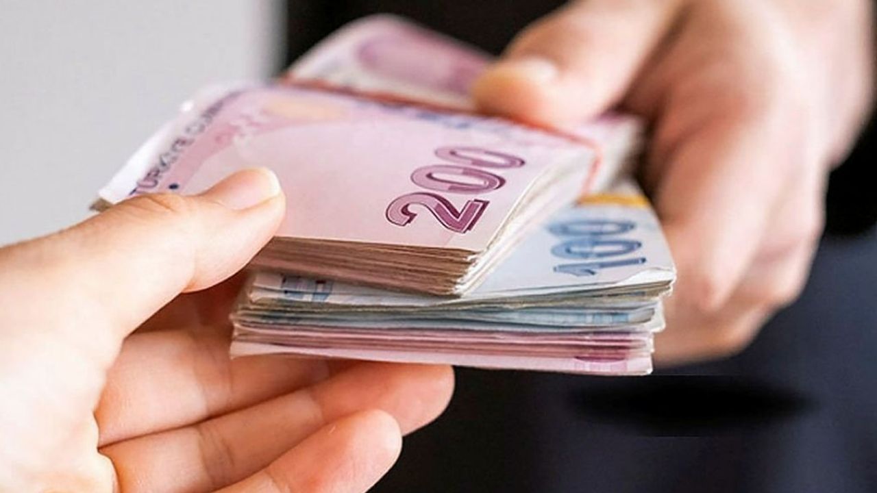 EYT'de Girişi Olanlar ve Yaş Primini Dolduranlar Dikkat! Maaş Alamayacaksınız, Sigortanız da Yanacak!