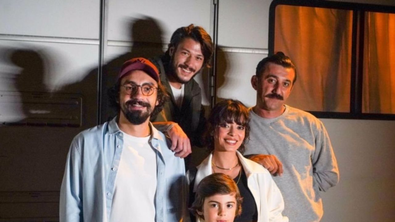 Annesinin Kuzusu Filminin Afişleri Yayınlandı