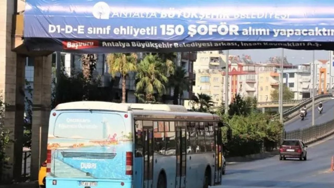 Antalya'da Özel Toplu Taşıma Sektörü Şoför Kıtlığı Yaşıyor