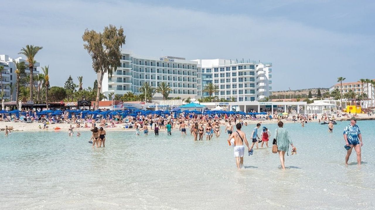 Ayia Napa'da İngiliz Kadına Tecavüz İddiası: 5 İsrailli Gözaltına Alındı