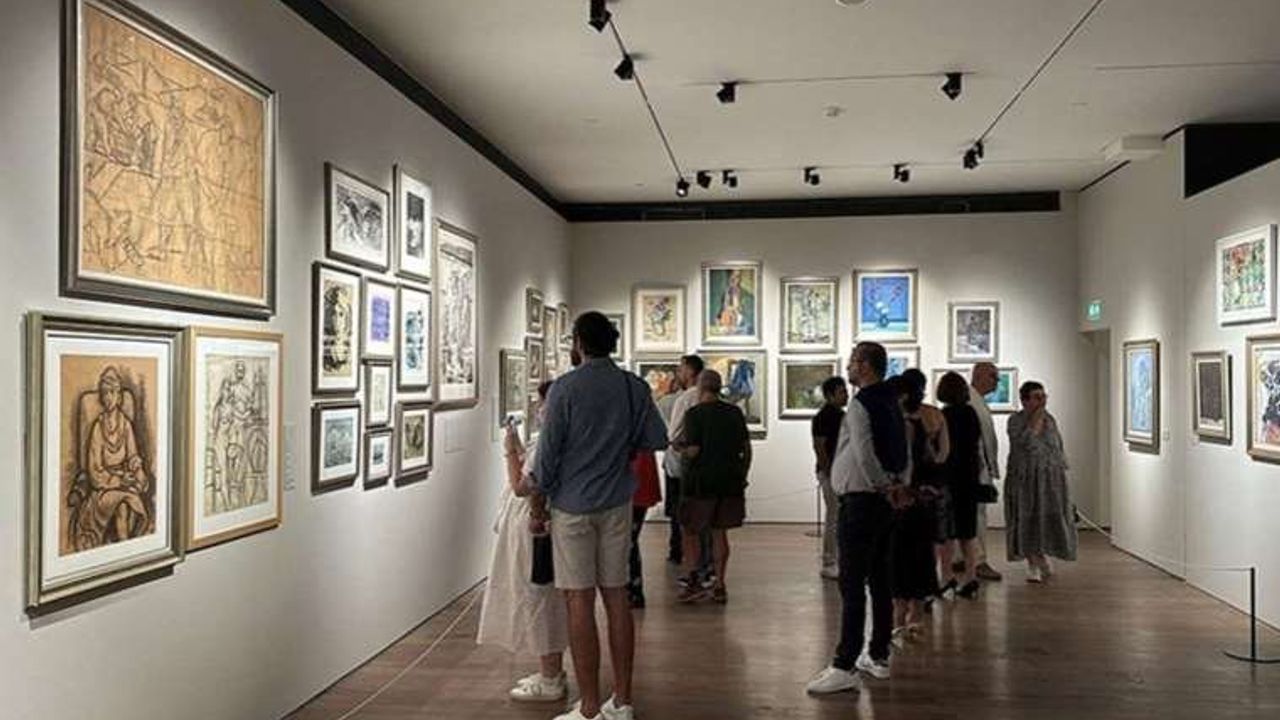 İstanbul Resim Heykel Müzesi'ndeki Artı 700 Sergisi Açıldı