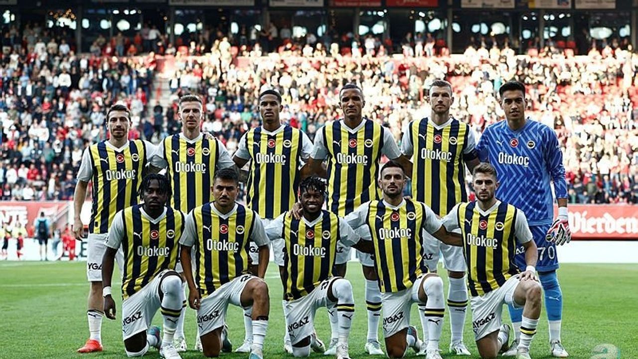 Fenerbahçe, Manchester United'ın Kadro Dışı Bıraktığı Jadon Sancho İçin Devrede