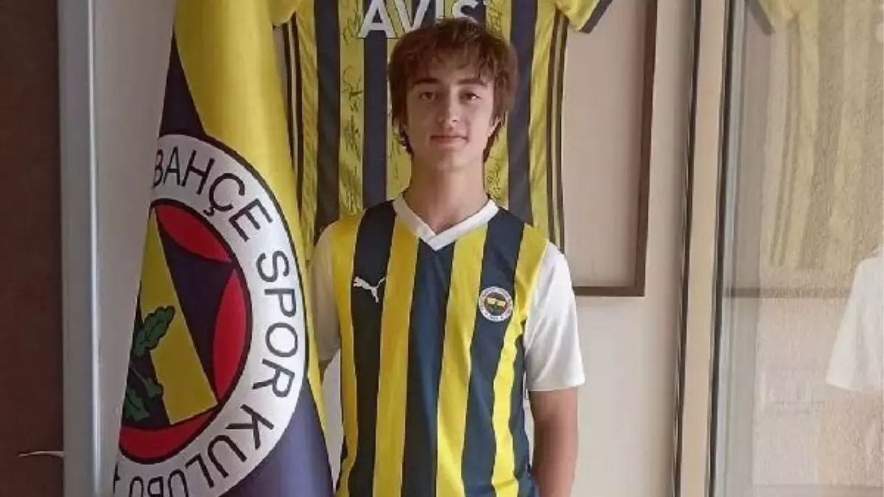 Kerem Gündüz: Bergama'dan Fenerbahçe'ye Transfer Olan Genç Yetenek