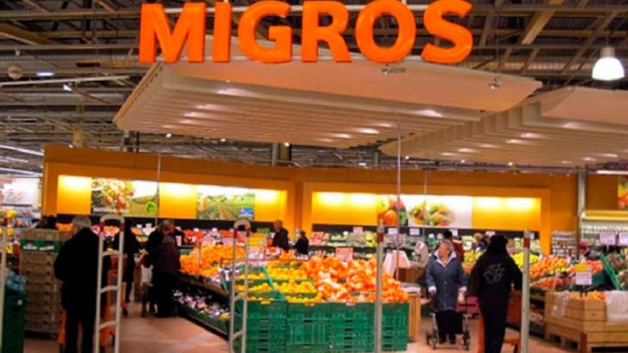 90 Adet Üründe Dev Kampanya! Migros'ta Zeytinyağı, Ayçiçek Yağı, Un ve Salça Fiyatları Dip Yaptı