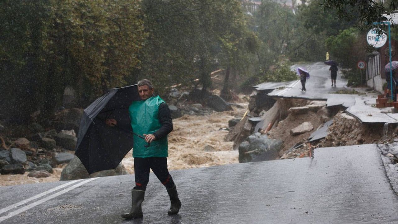 Yunanistan'da Şiddetli Yağışlar: Nadir Bir Olay