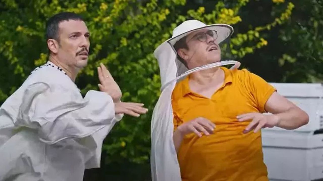 İbrahim Büyükak'ın Özür Dilerim Filmi Televizyonda