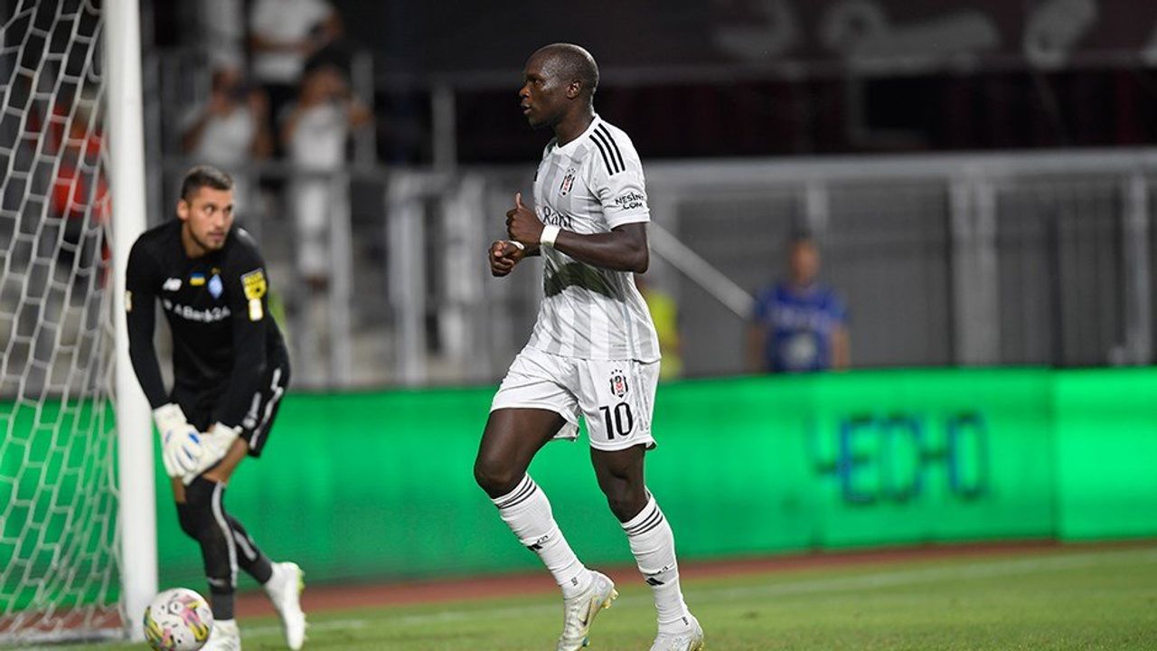 Beşiktaş'ın yıldızı Vincent Aboubakar'a Katar'dan teklif geldi