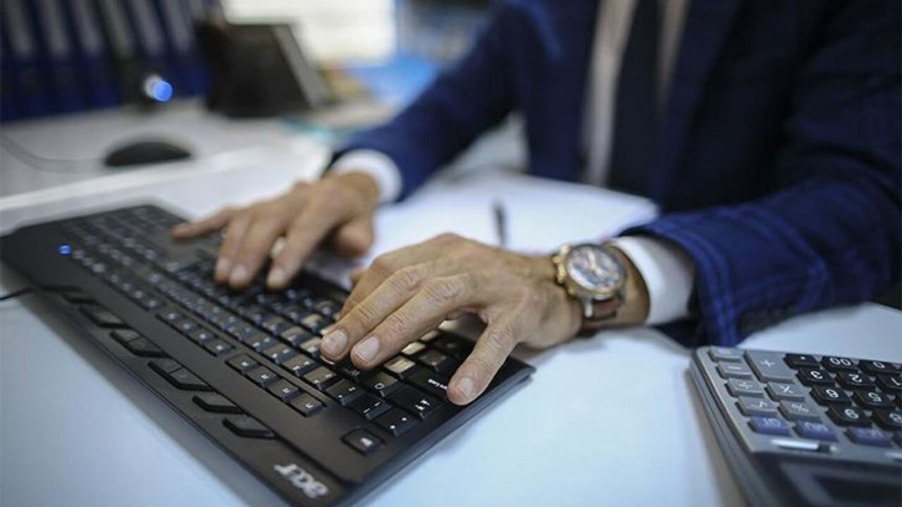 Son Dakika: 6 Üniversiteye 70 Akademisyen, 8 Üniversiteye 308 Personel Alınacak