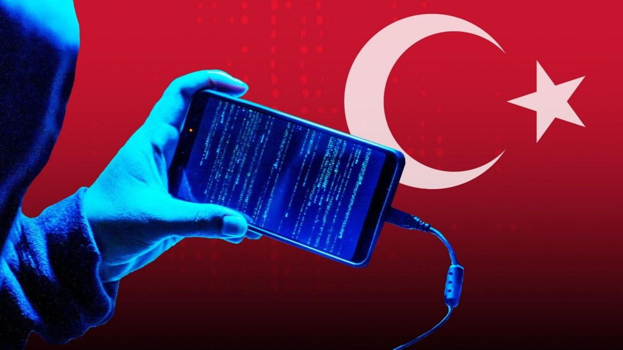 Türkiye'deki Siber Suçlular Rus Göçmen Hackerlarla İş Birliği Yapıyor