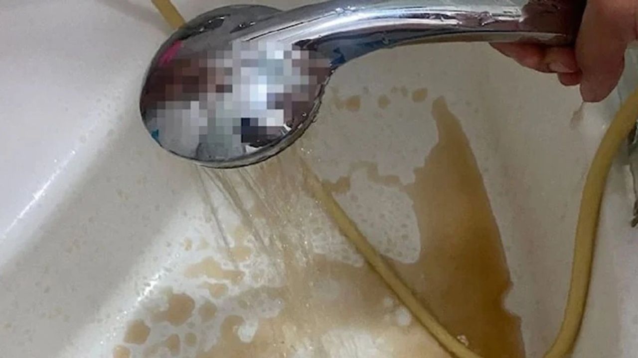 İstanbul'da Su Sorunu: Vatandaşlar Sosyal Medyada Tepkilerini Gösterdi