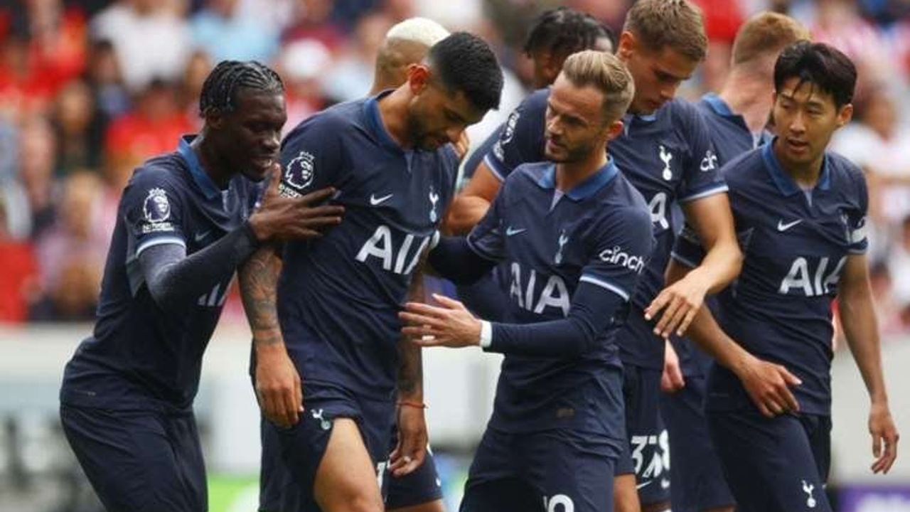 Tottenham'da Cristian Romero Sakatlandı