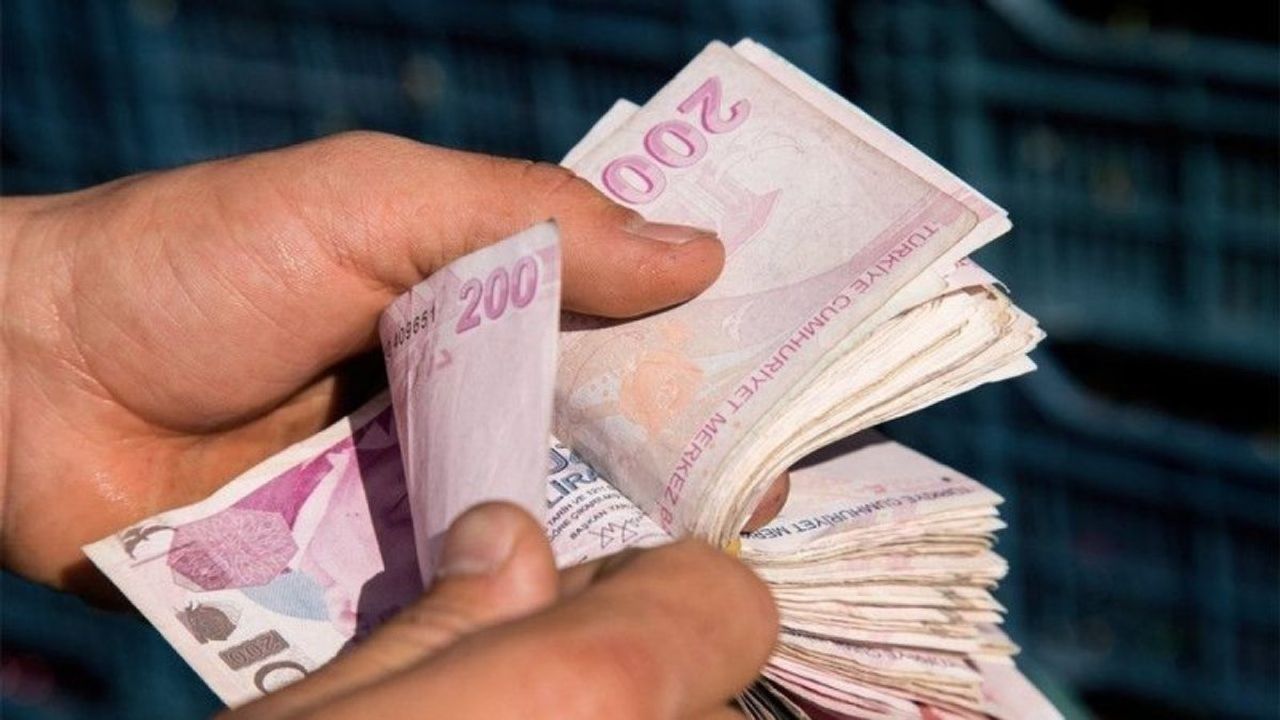 Emeklilere Çifte Müjde! Ara Zam, 5 Bin TL Ödeme… Anlaşma Sağlandı!