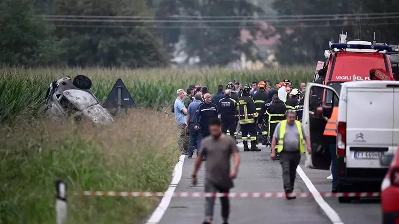 İtalya Hava Kuvvetleri Hava Akrobasi Takımının Uçağı Düştü, 5 Yaşındaki Bir Çocuk Hayatını Kaybetti