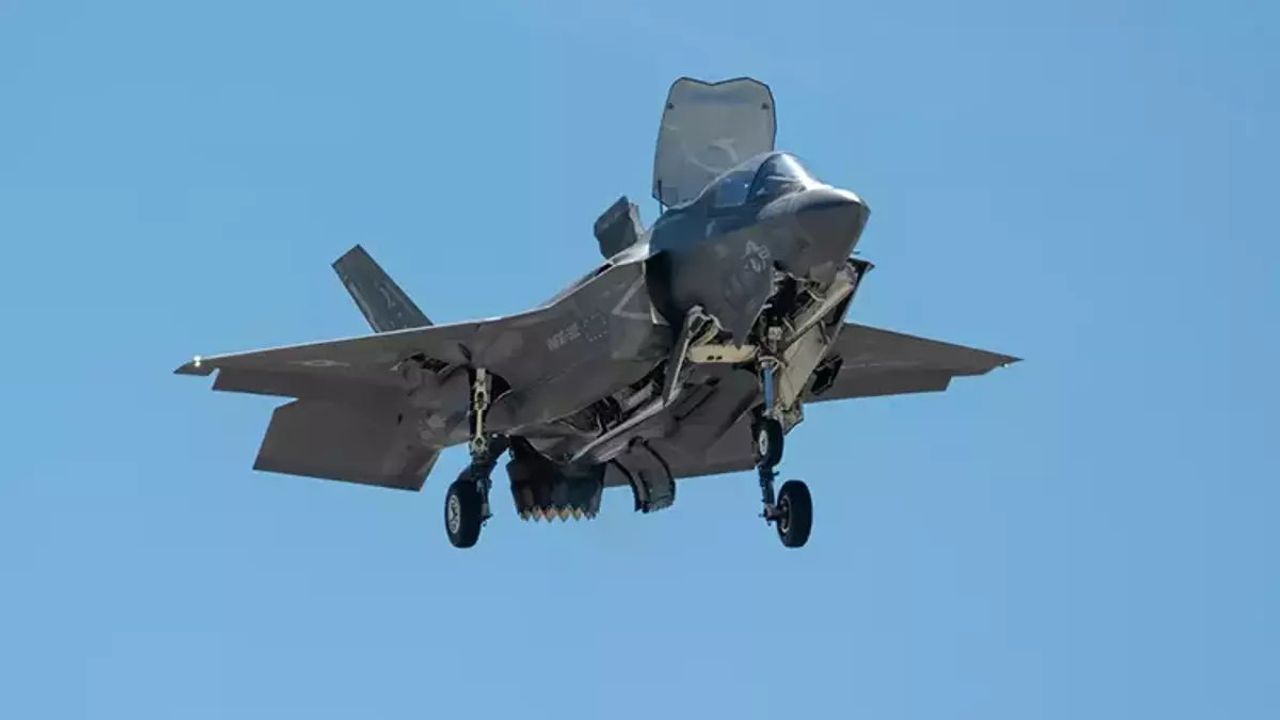 ABD'li Askeri Yetkililer, Kaybolan F-35 Savaş Uçağını Bulmak İçin Halktan Yardım İstiyor