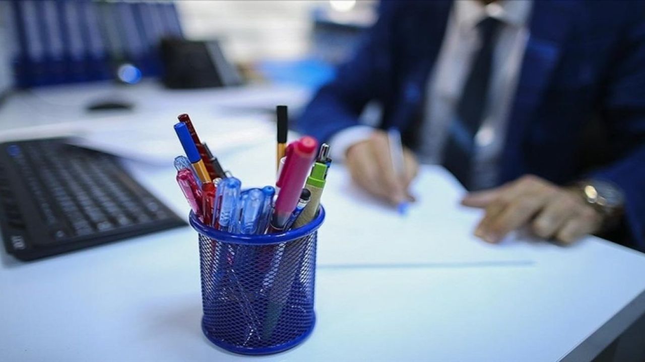 AYM 99 bin lira maaşla kamu personeli alımı yapıyor!