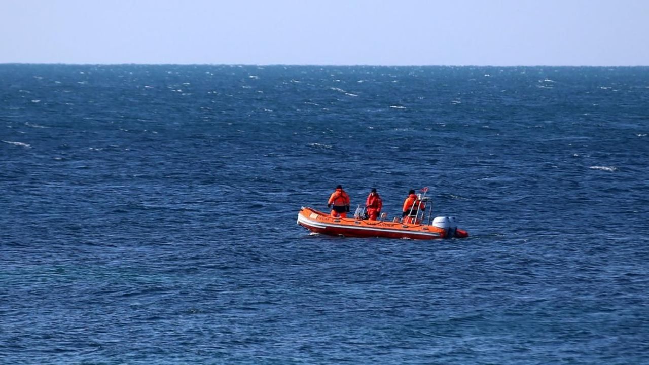 Filipinler'de Ticari Gemi Balıkçı Teknesine Çarptı: 3 Ölü