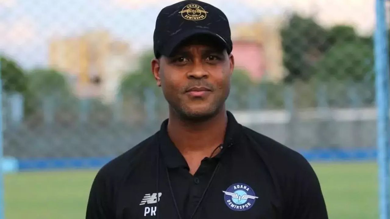 Adana Demirspor Teknik Direktörü Patrick Kluivert: İyi İletişim Kurmak Çok Önemli