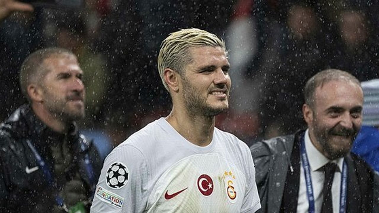 Galatasaray, Manchester United karşısında galibiyet elde etti