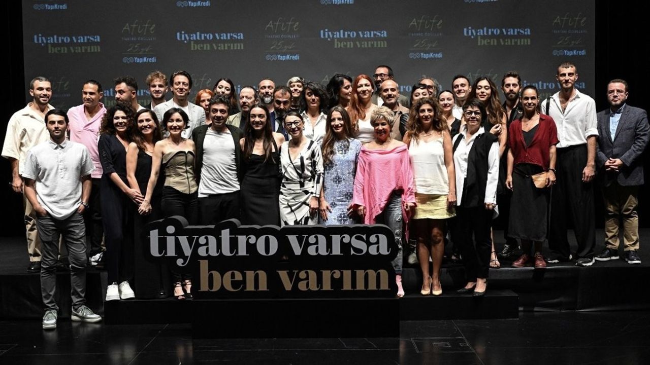 Yapı Kredi Afife Tiyatro Ödülleri Sahiplerini Buldu
