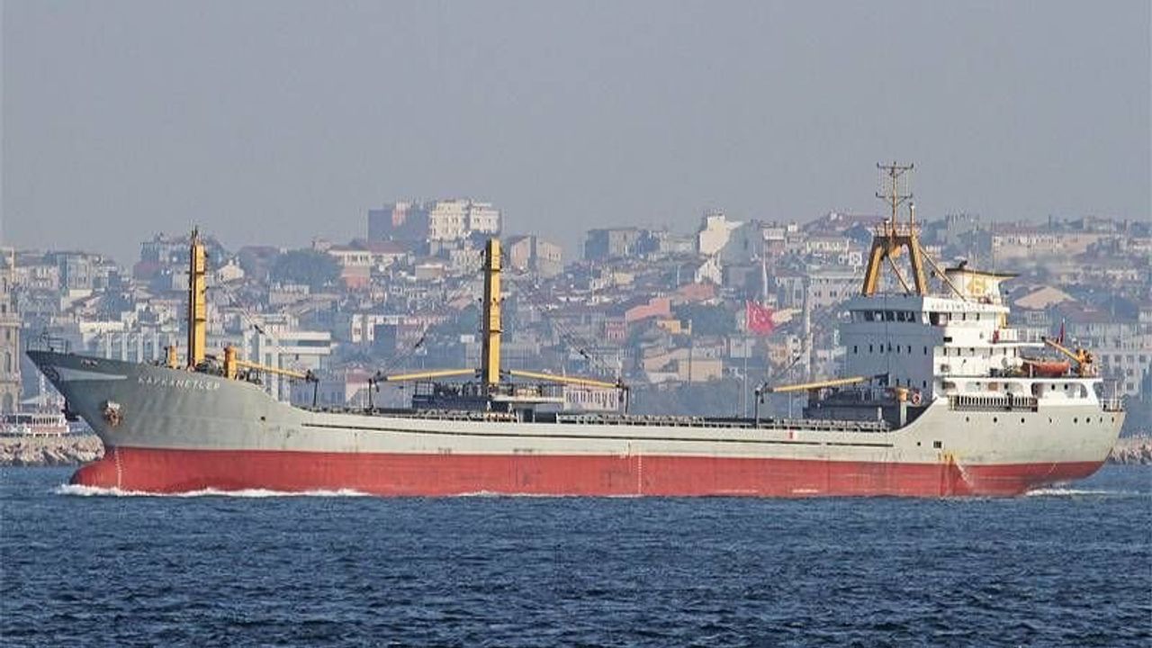 Türk Bayraklı Gemi Karadeniz'de Mayına Çarptı