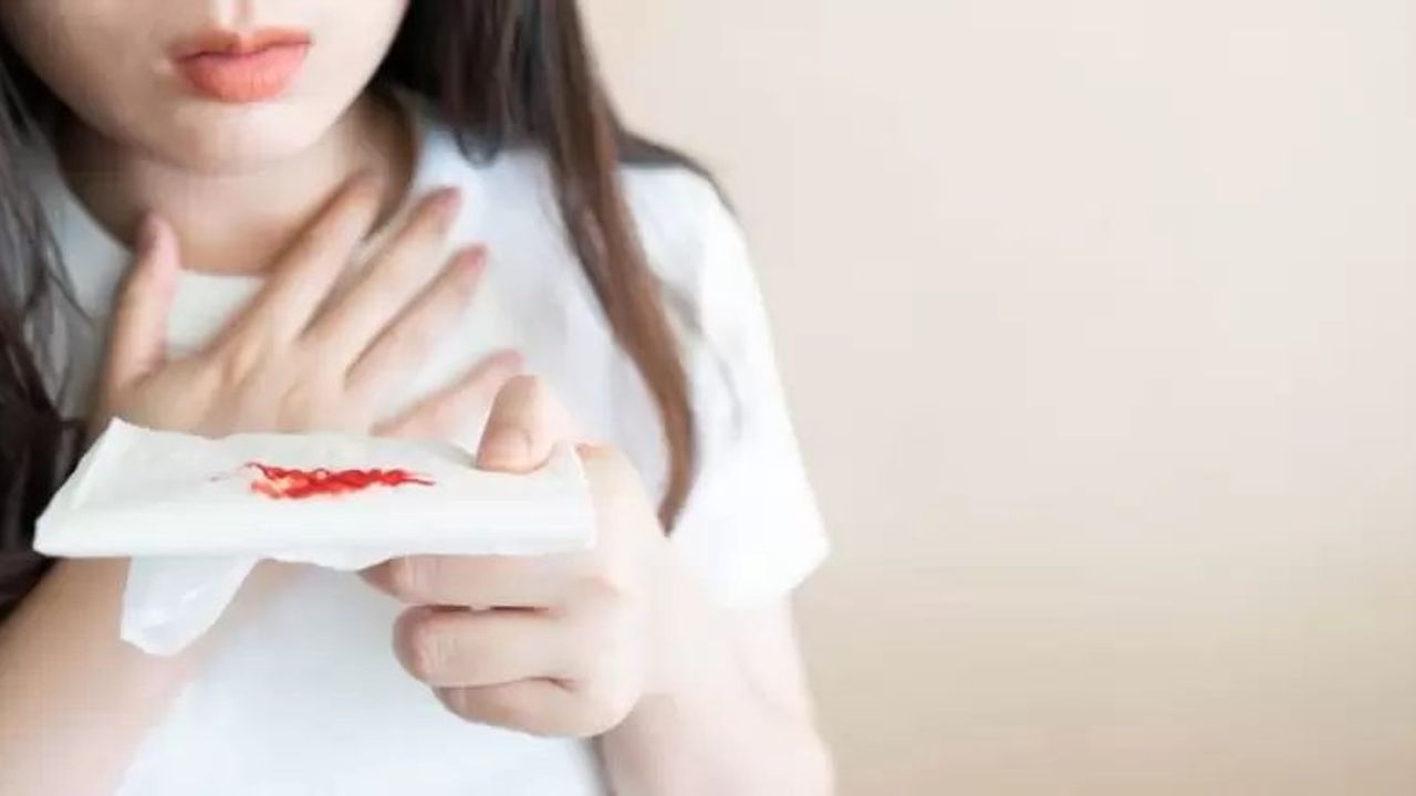 Sabahları Tükürükte Kan Görülmesi Akciğer Kanserinin İlk Belirtisi Olabilir!