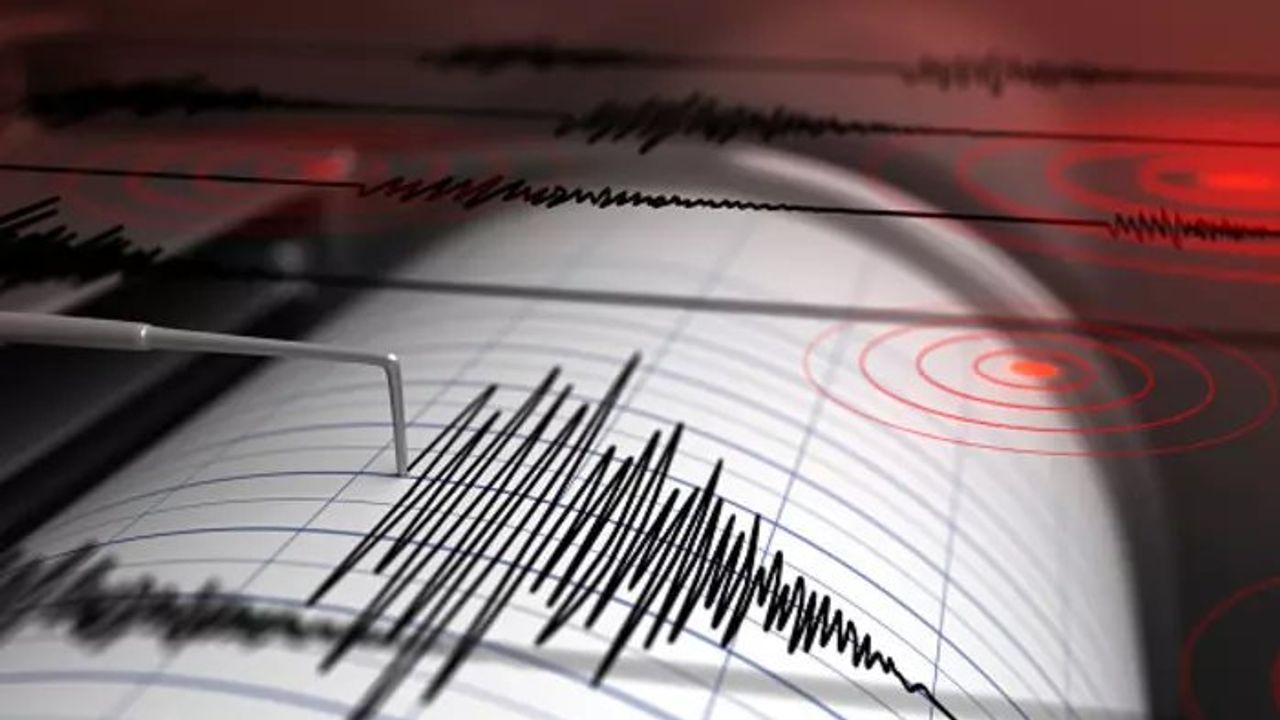 Afganistan'da Sabah Saatlerinde 6.2 ve 5.5 Büyüklüğünde İki Deprem Meydana Geldi