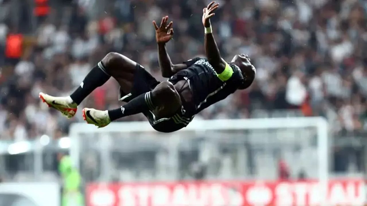 Beşiktaş'ın Kamerunlu golcüsü Vincent Aboubakar, UEFA Konferans Ligi'nde parladı