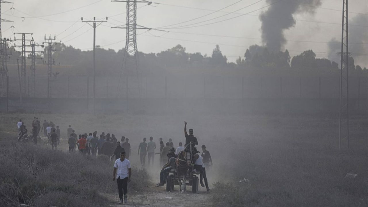 İsrail'in Saldırılarına Hamas'ın Karşılığı: Aksa Tufanı