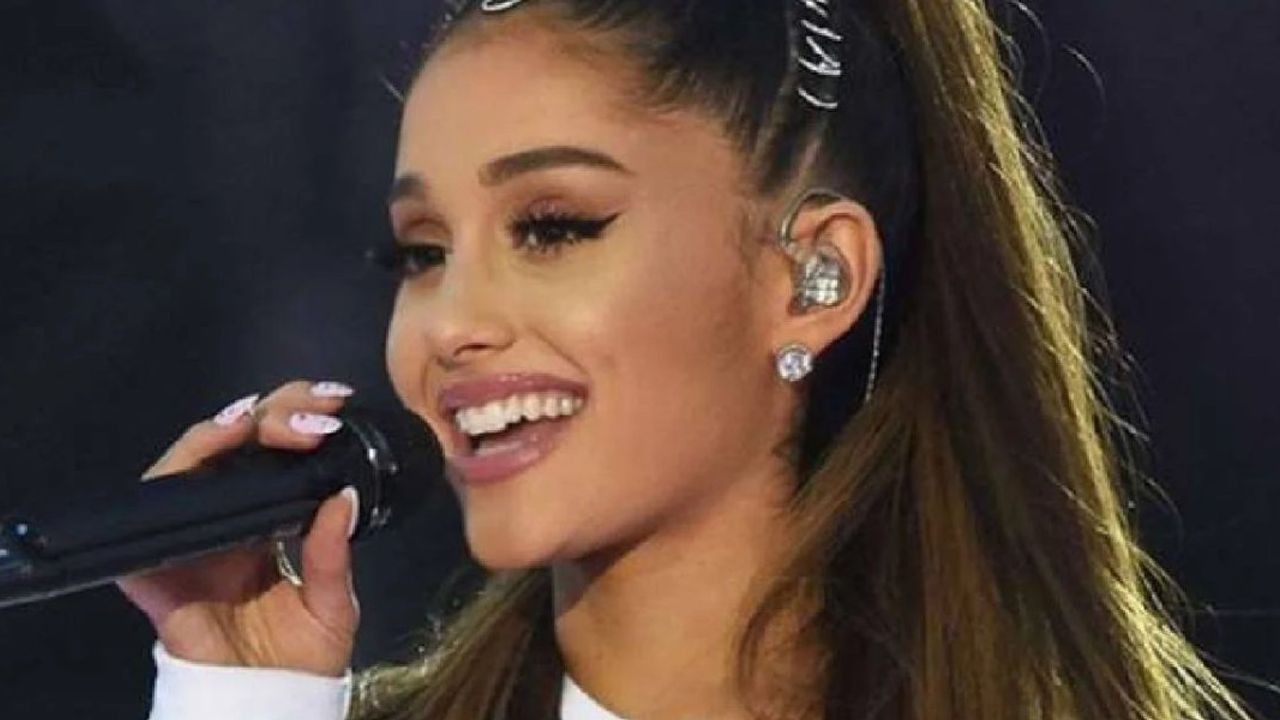 Ünlü Şarkıcı Ariana Grande Boşandı: Yapacağı Ödeme Dudak Uçuklattı