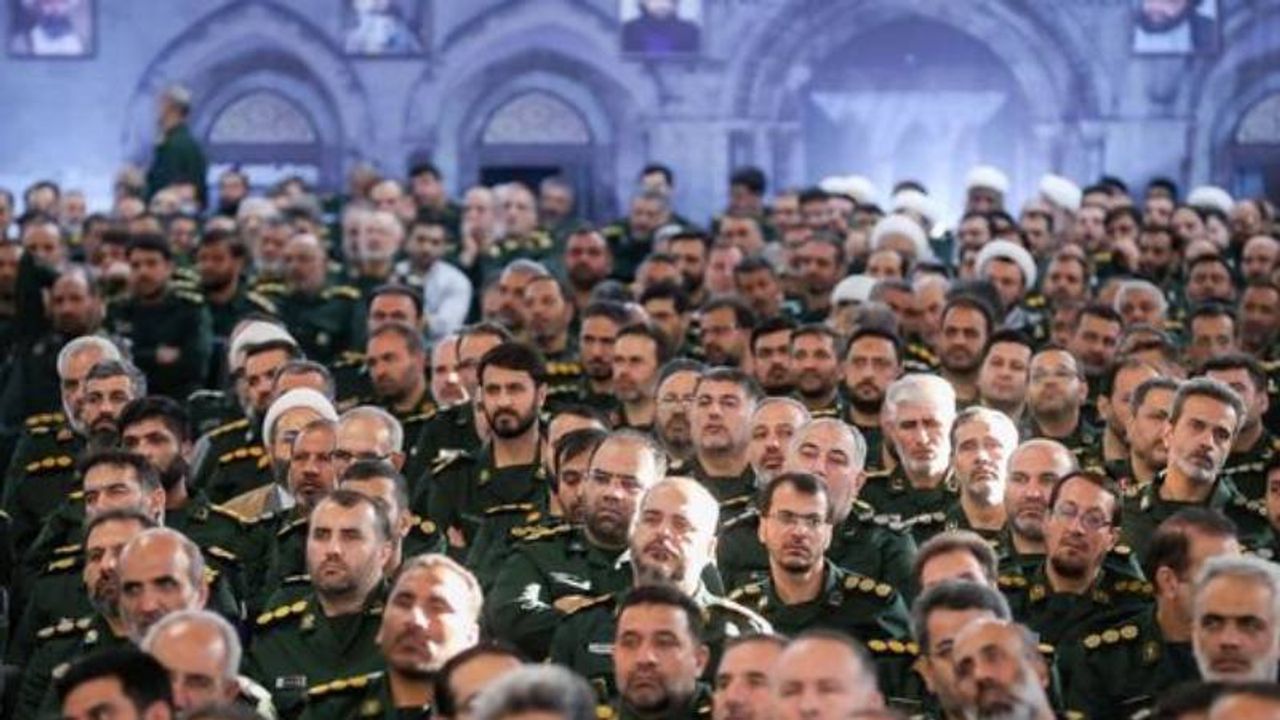 Hamas ve Hizbullah İran'ın Yardımıyla İsrail'e Saldırdı