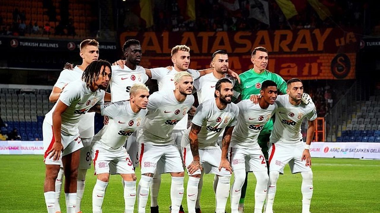 Galatasaray'da Ayrılık Geliyor: Nelsson ve Oliveira Takımdan Ayrılacak