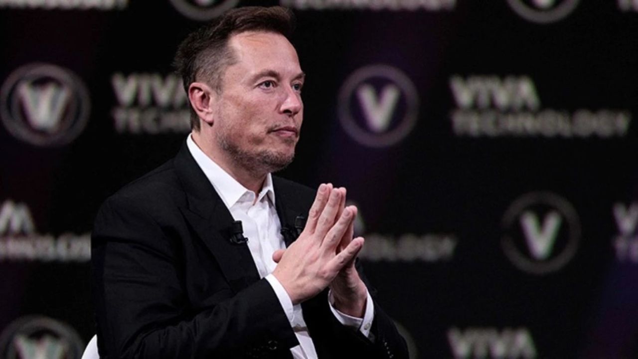 AB Komisyonu, Elon Musk'a Yasa Dışı İçeriklerin Kaldırılması İçin 24 Saat Süre Verdi