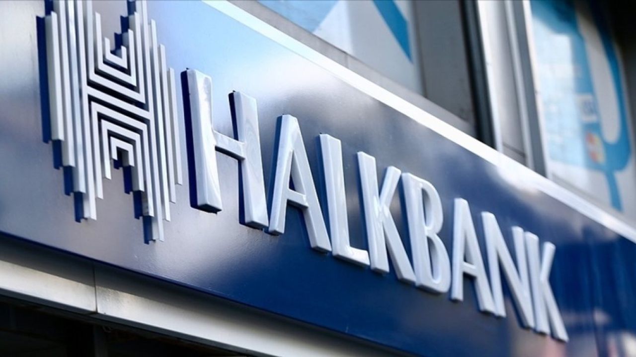 Halkbank'tan özel sektör çalışanlarına 3 ay ertelemeli kredi!