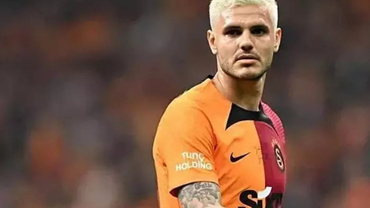 Galatasaray'ın Takım Uçağında Icardi'nin Çılgınlığı