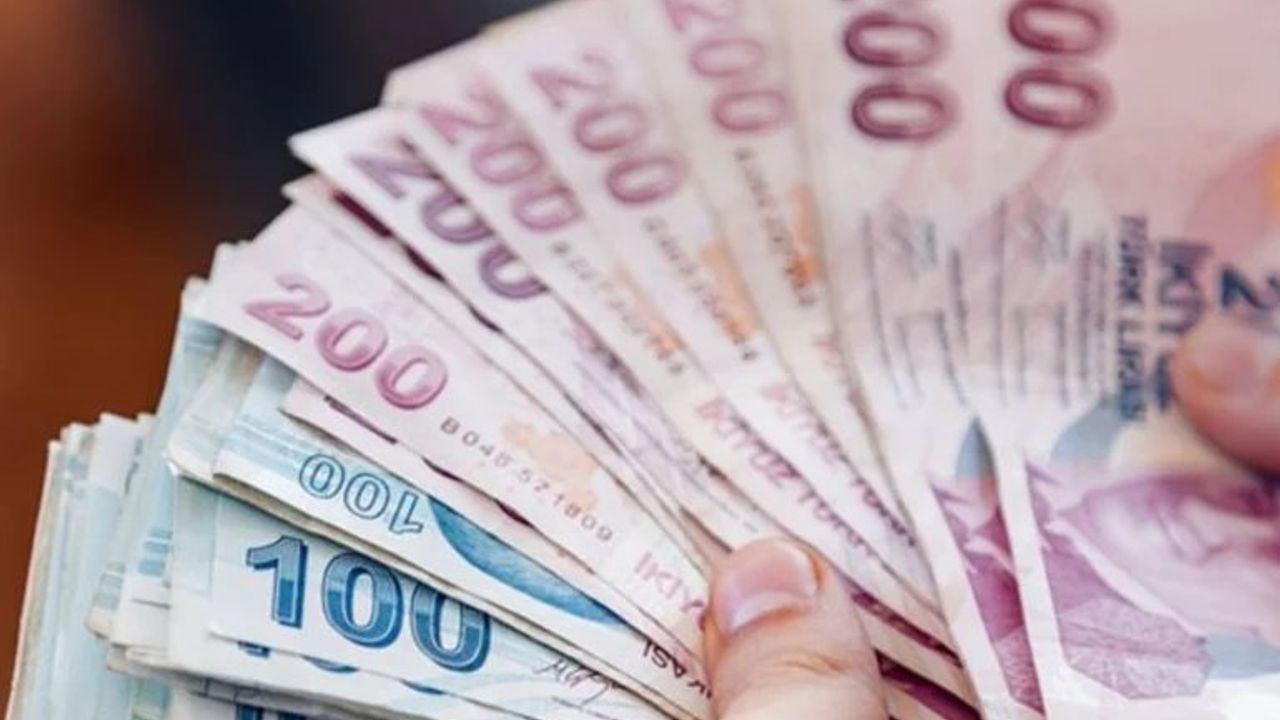 Çalışmayan Ev Kadınları için 3200 TL Destek Ödemesi