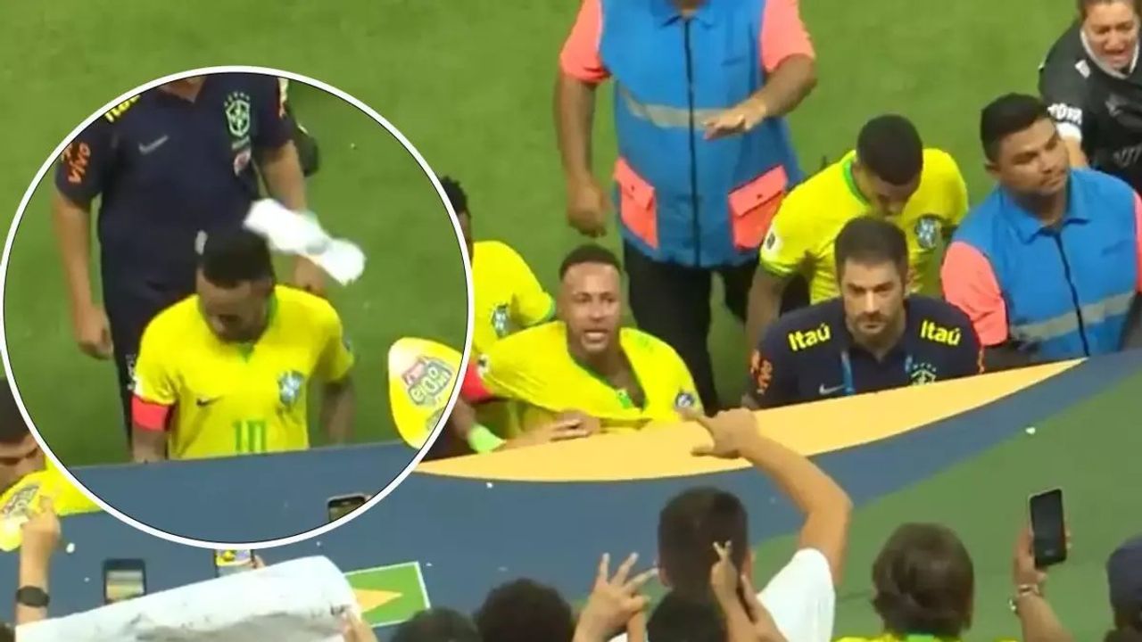 Neymar'a Mısır Kovası Atıldı