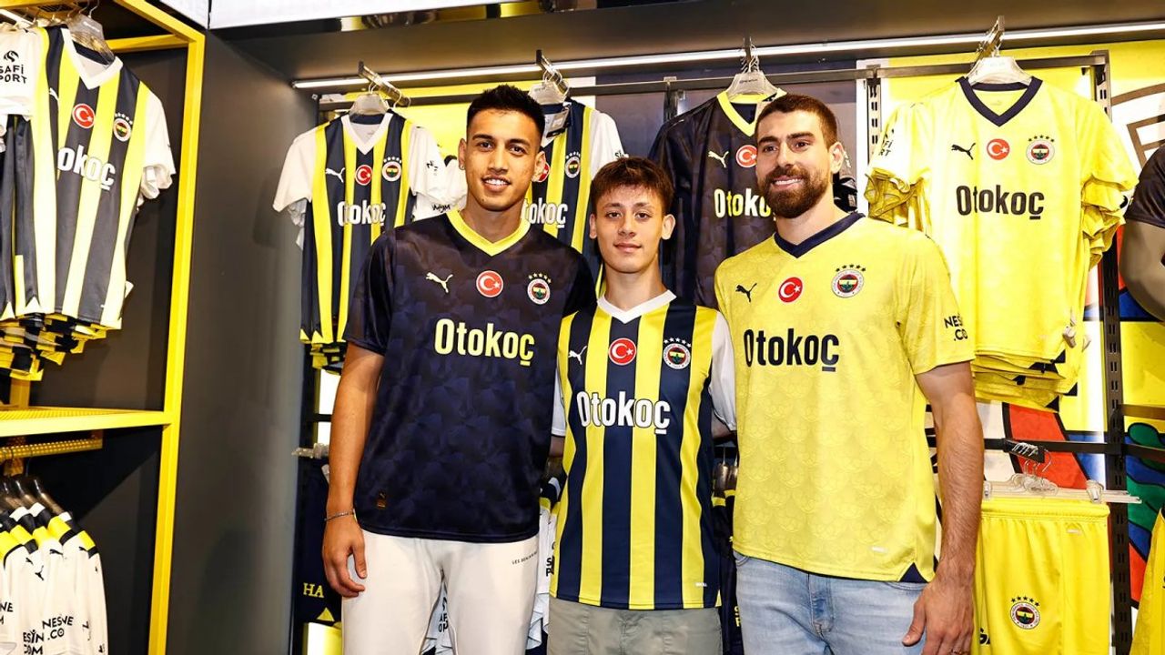 Fenerbahçe'nin Forma Satışları Rekor Kırdı