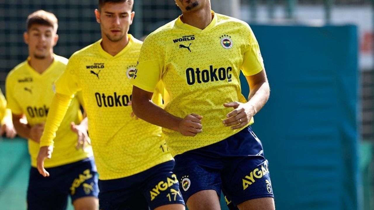Fenerbahçe, Anthony Martial'i transfer etmek için çalışmalarını sürdürüyor