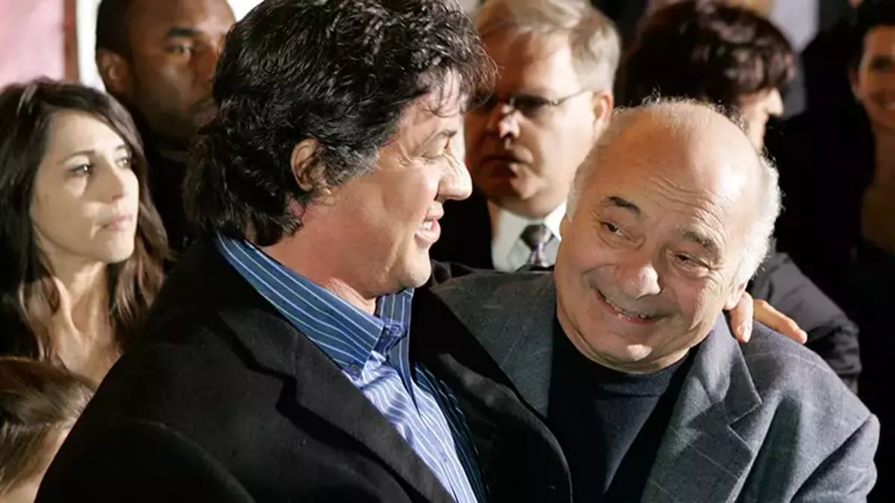 Usta Aktör Burt Young Hayatını Kaybetti