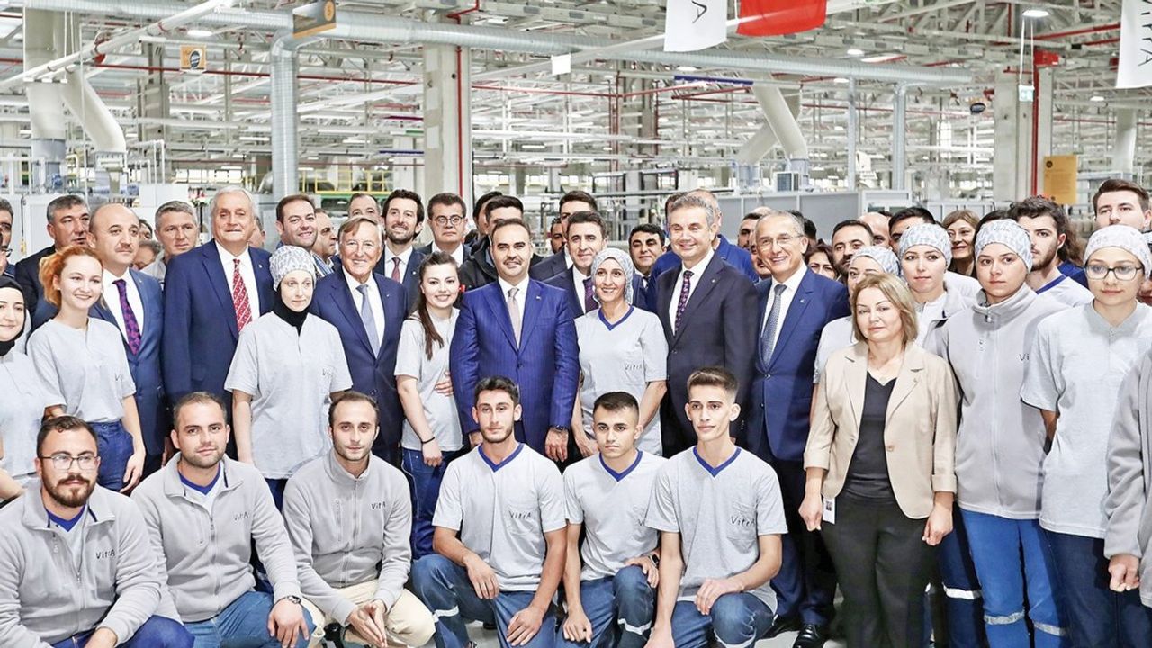 Eczacıbaşı Holding'in Yeni Fabrikasıyla Türkiye Seramik Sektörüne Büyük Katkı