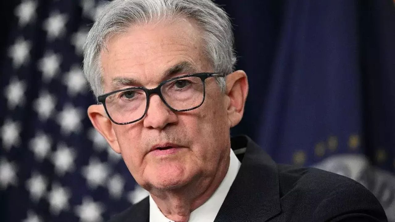 Fed Başkanı Jerome Powell'un Konuşması ve ABD Merkez Bankası'nın Belirsiz Geleceği