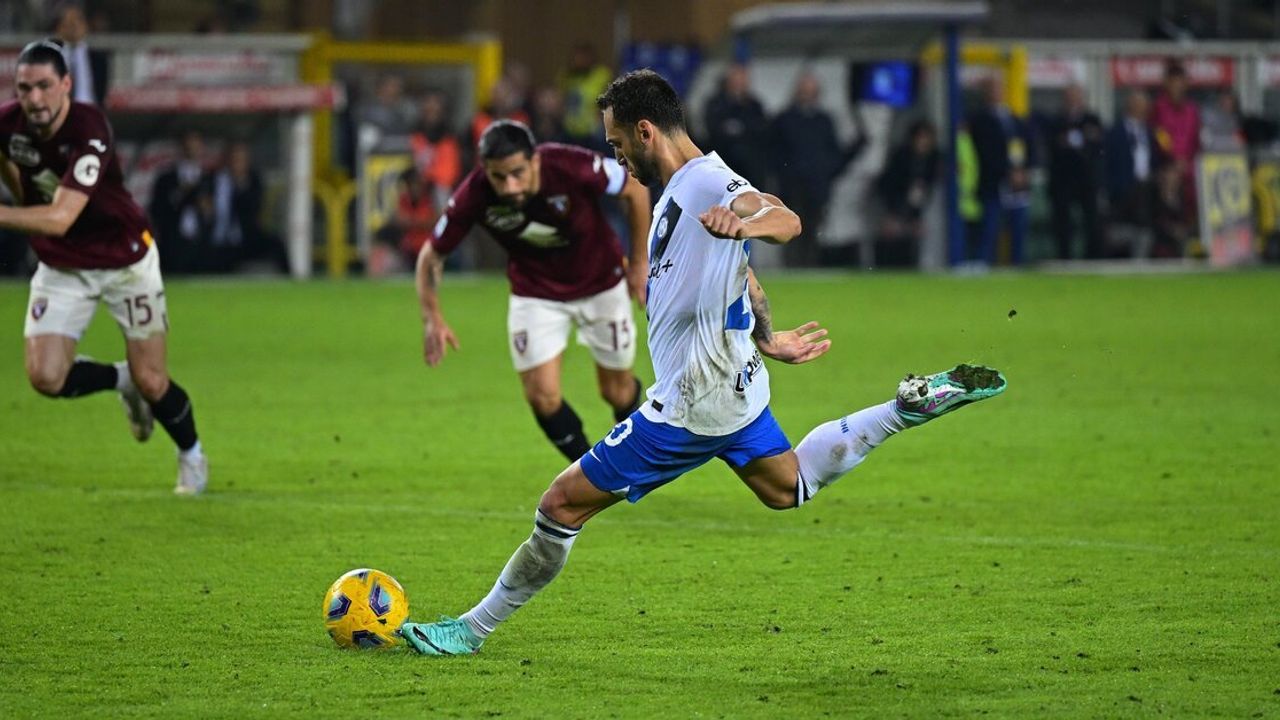 Inter, Deplasmanda Torino'yu 3-0 Mağlup Etti