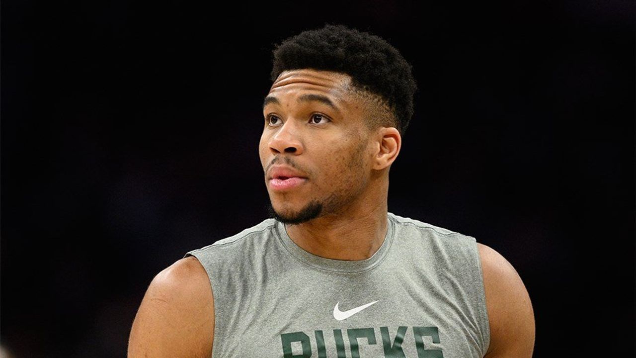 Milwaukee Bucks, Giannis Antetokounmpo ile Dev Sözleşme İmzaladı