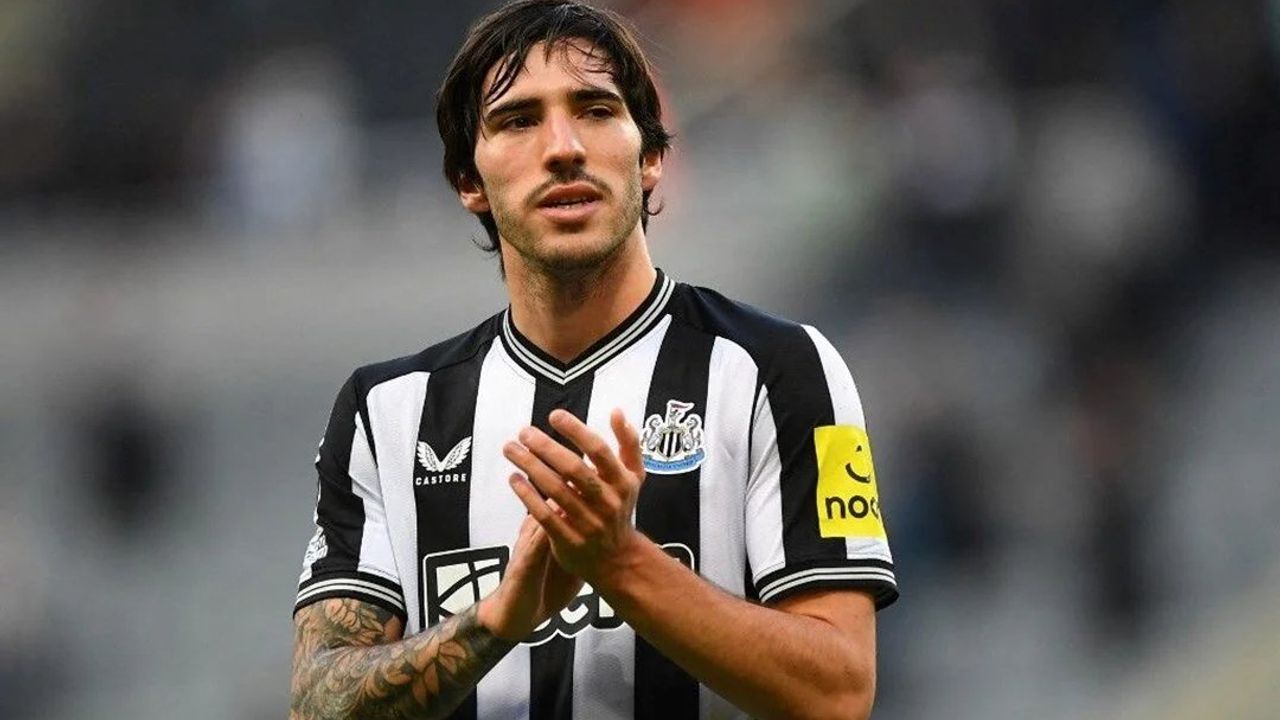 İtalyan Futbolcu Sandro Tonali Bahis Soruşturması Nedeniyle 10 Ay Men Edildi