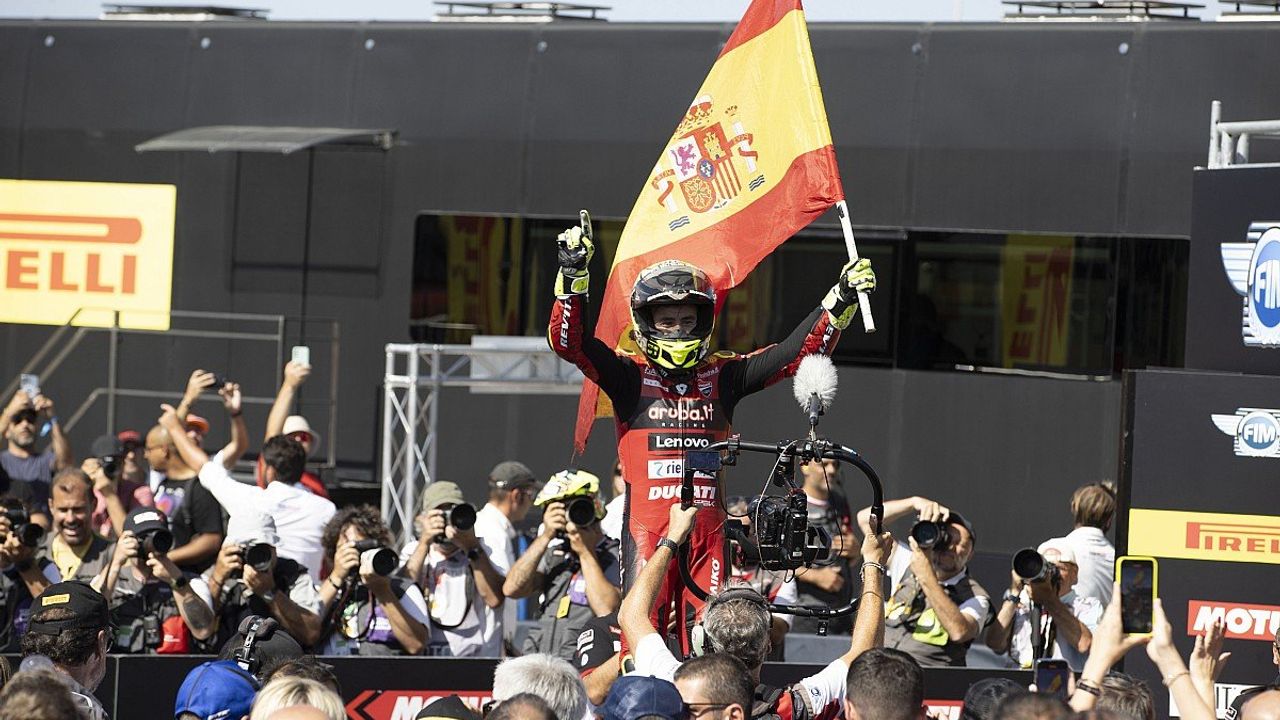 2023 World Superbike Dünya Şampiyonası'nda Alvaro Bautista Şampiyonluğunu İlan Etti