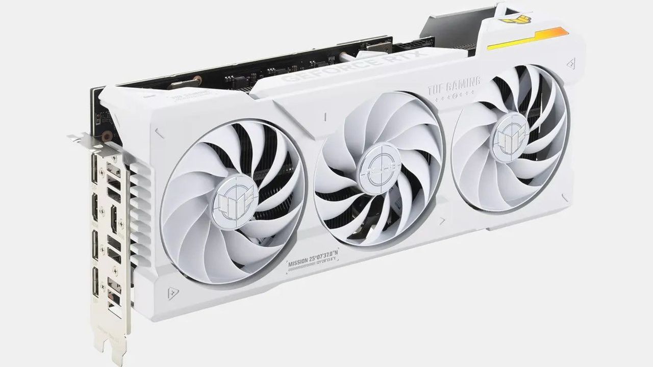 ASUS, RTX 4060 Ti ve RTX 4070 Ti Ekran Kartlarını Tanıttı