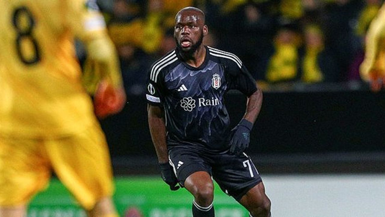 Beşiktaş orta saha oyuncusu Jean Onana'nın gönderileceği iddia ediliyor